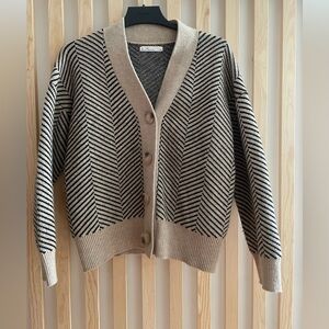 OAK + FORT Black and Tan Knit Sweater